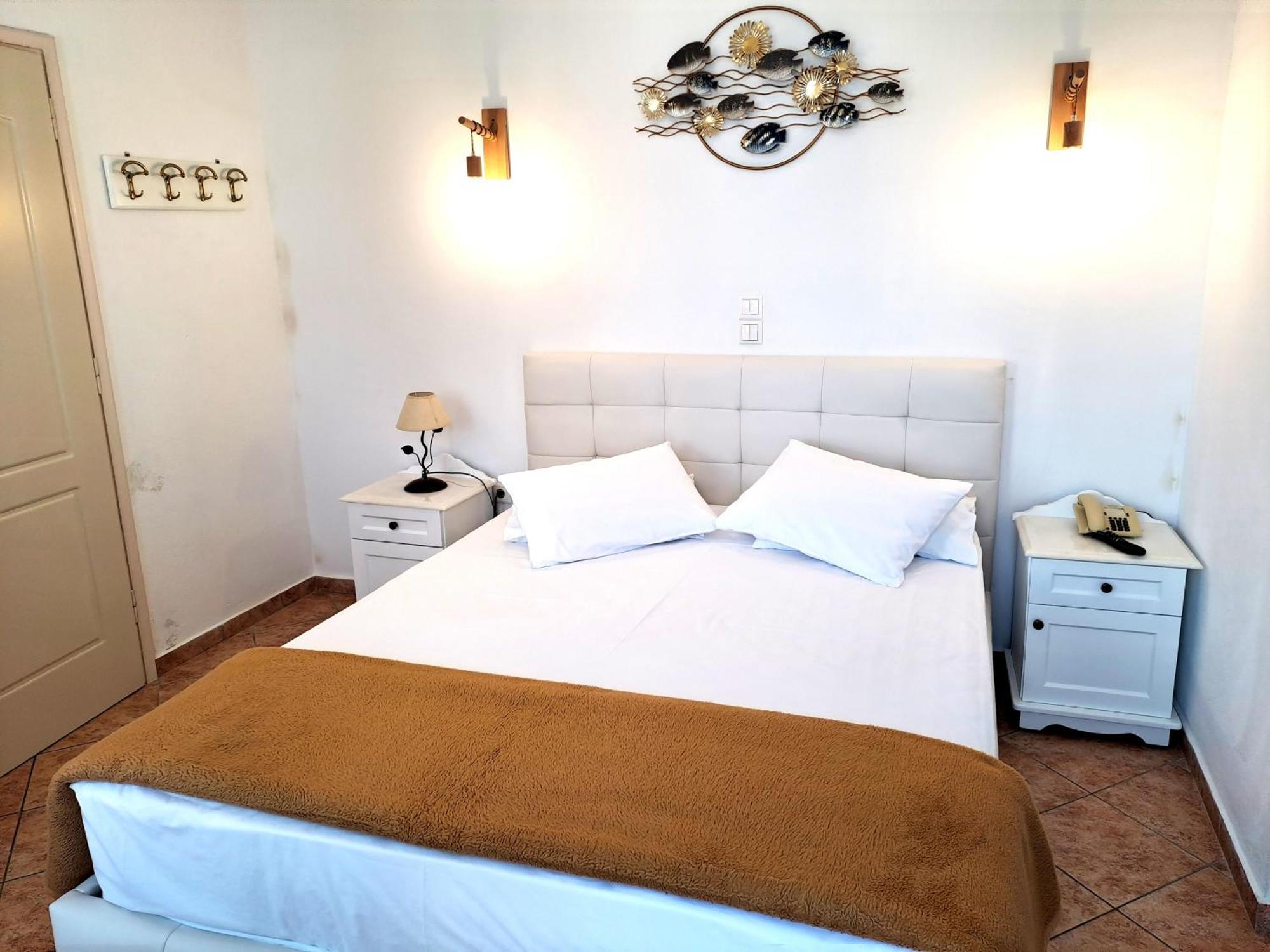 Hotel Anixis Naxos City Exterior photo