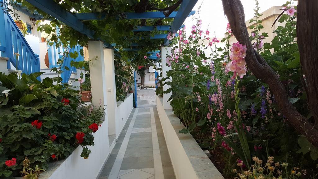 Hotel Anixis Naxos City Exterior photo