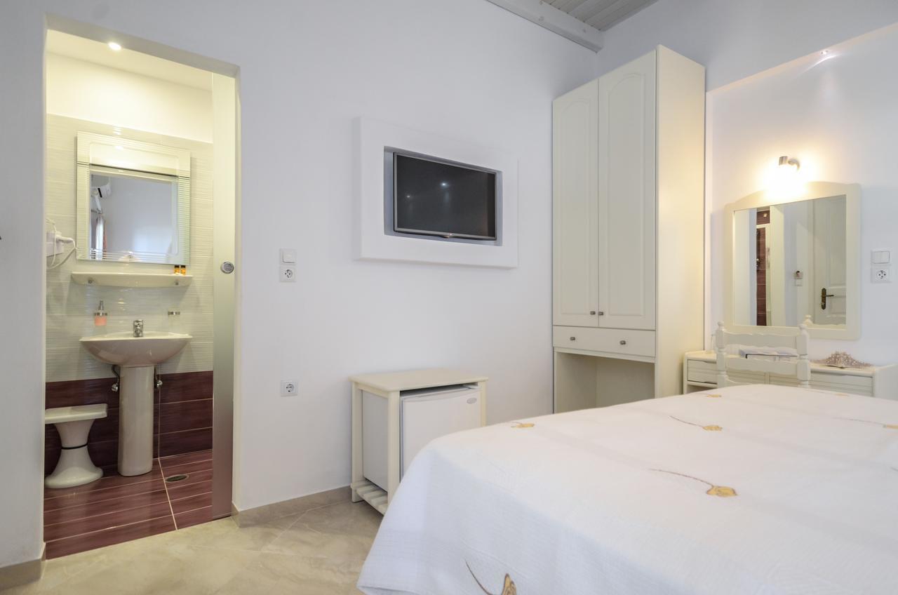 Hotel Anixis Naxos City Exterior photo