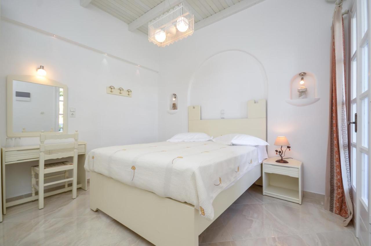 Hotel Anixis Naxos City Exterior photo