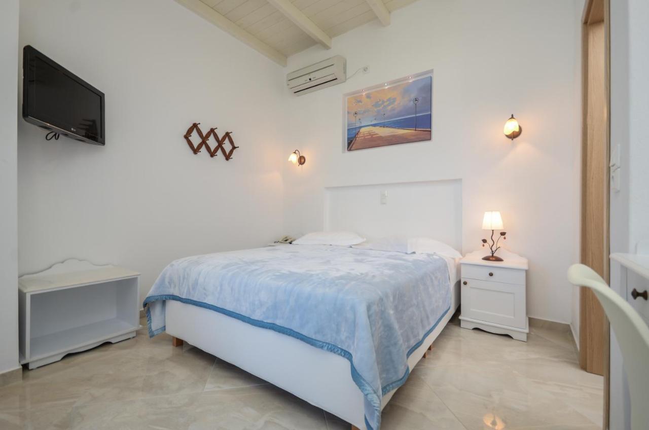 Hotel Anixis Naxos City Exterior photo